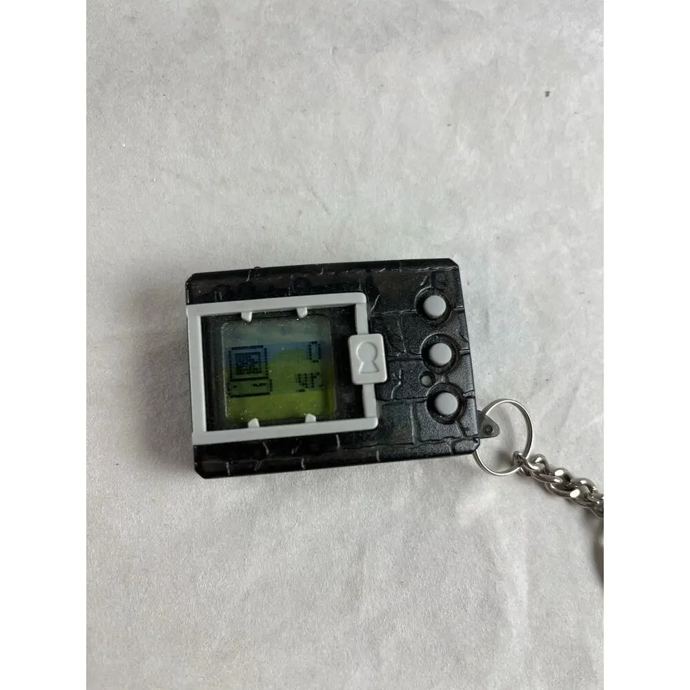 1997 Bandai Original Digimon Digital Monster Virtual Pet V-Pet Black Tested HTF